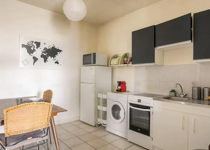 Well DECORATED&SPACIOUS Apt in LYON